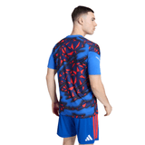 CAMISETA ADIDAS PREPARTIDO DE UNIVERSIDAD DE CHILE 2026 ADULTO JW4404 ADIDAS 2XL - RealSport