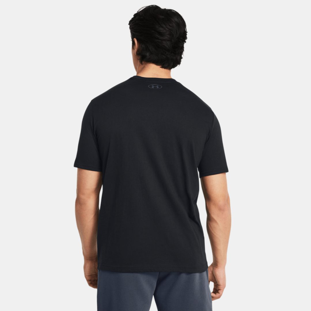 POLERA UNDER ARMOUR PROJECT ROCK PAYOFF NEGRA | 1383191 - 001 - RealSport