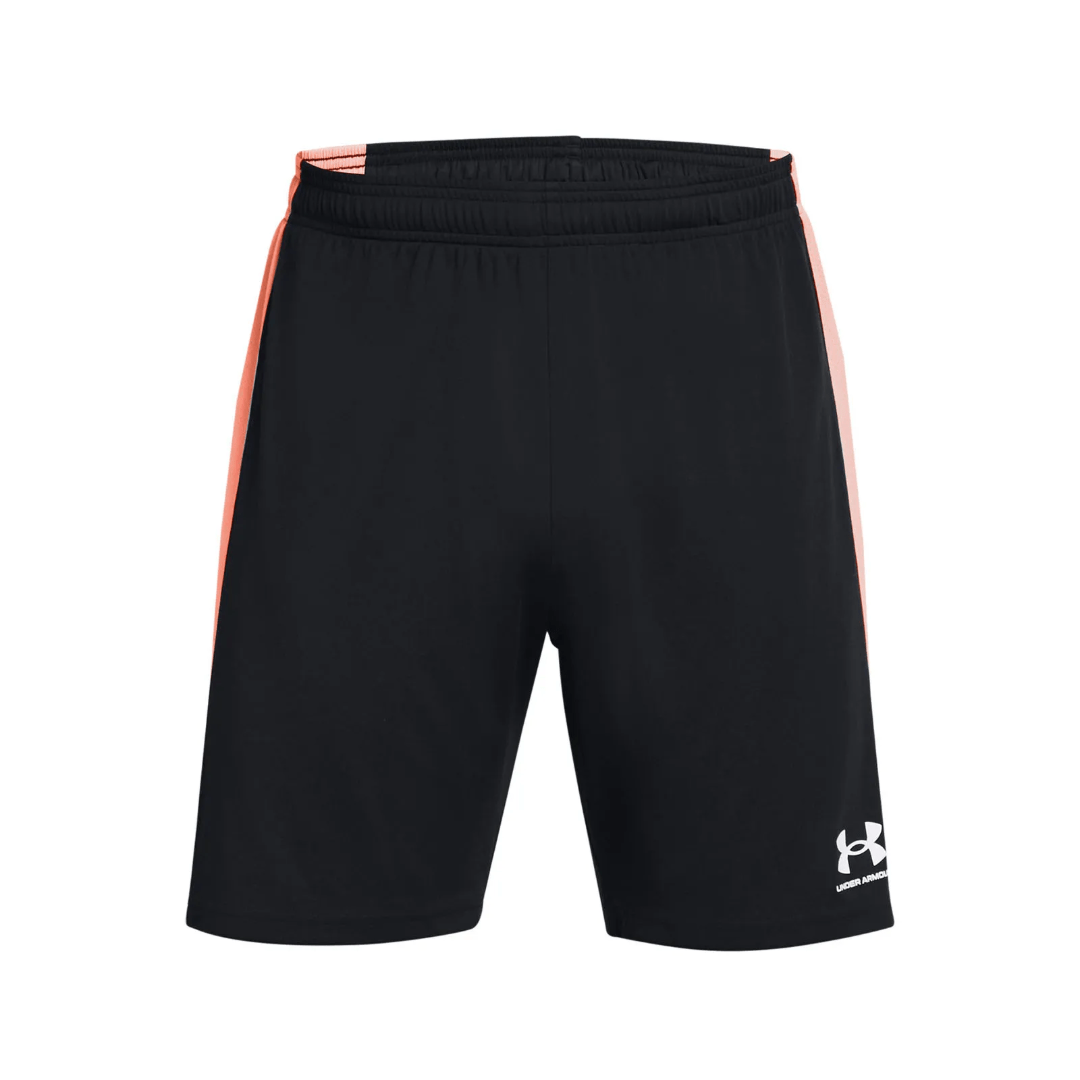 SHORTS UNDER ARMOUR CHALLENGER NEGROS (HOMBRE) | 1379507 - 005 UNDER ARMOUR S - RealSport