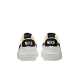 ZAPATILLAS NIKE BLAZER LOW '77 MUJER | DC4769 - 102 - RealSport