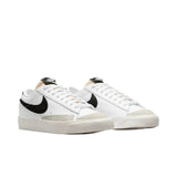 ZAPATILLAS URBANAS NIKE BLAZER LOW '77 MUJER | DC4769 - 102 NIKE 10 - RealSport
