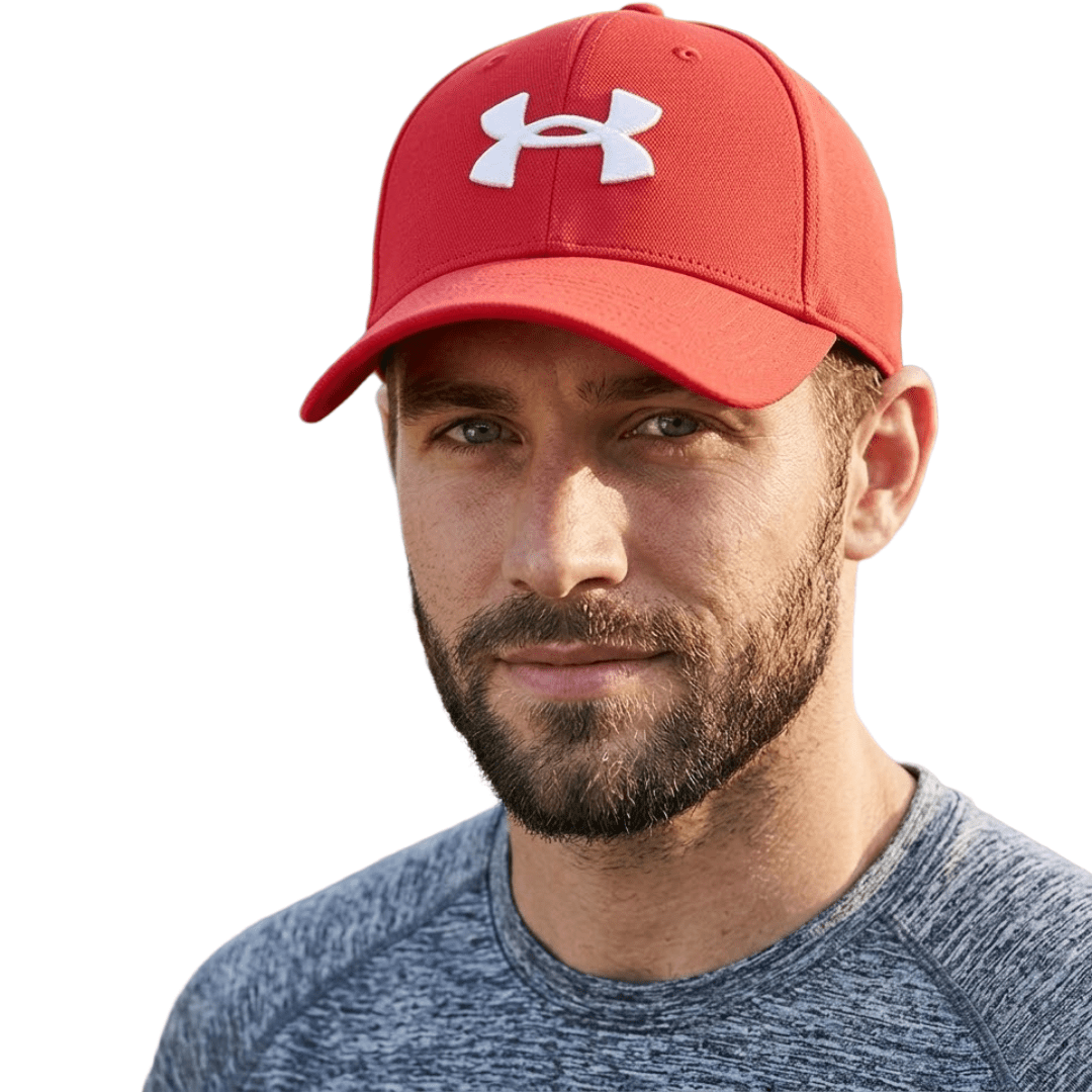 GORRA UNDER ARMOUR BLITZING CERRADA ROJA | 1376700 - 600 UNDER ARMOUR L - RealSport