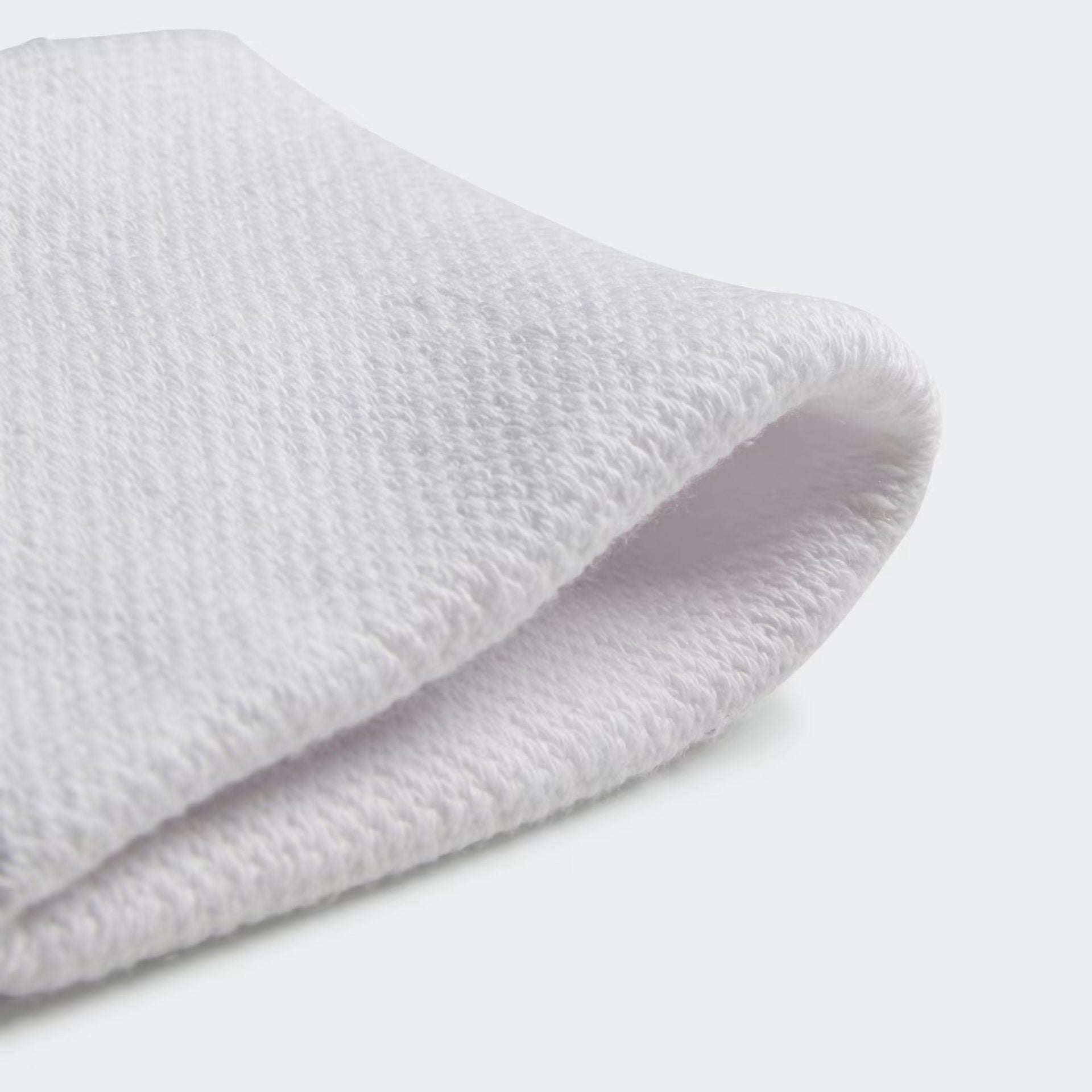 MUÑEQUERA DE TENIS PEQUEÑA ADIDAS HT3910 - RealSport