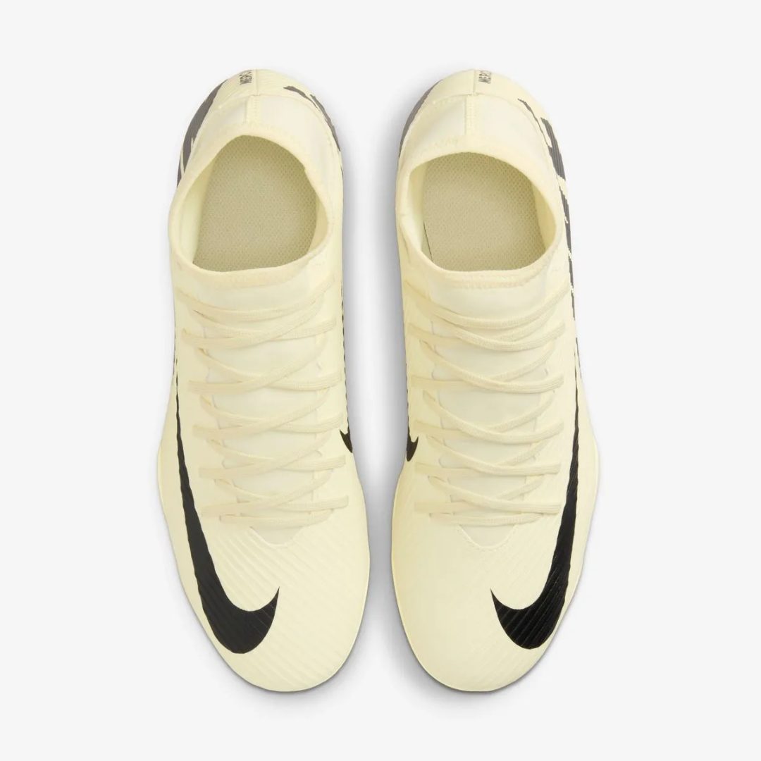 ZAPATILLAS DE BABYFÚTBOL NIKE MERCURIAL SUPERFLY 9 CLUB ADULTO | DJ5961 - 700 NIKE 11 - RealSport