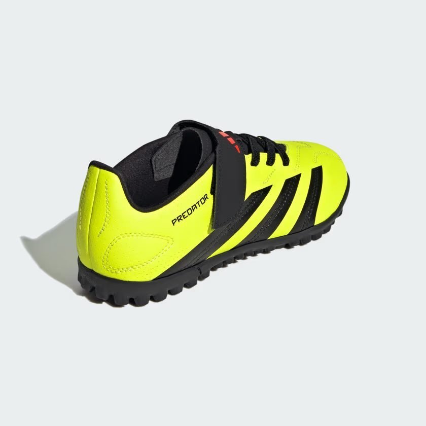 ZAPATILLAS DE BABYFÚTBOL PREDATOR CLUB INFANTIL | IG5438 ADIDAS 13,5 - RealSport